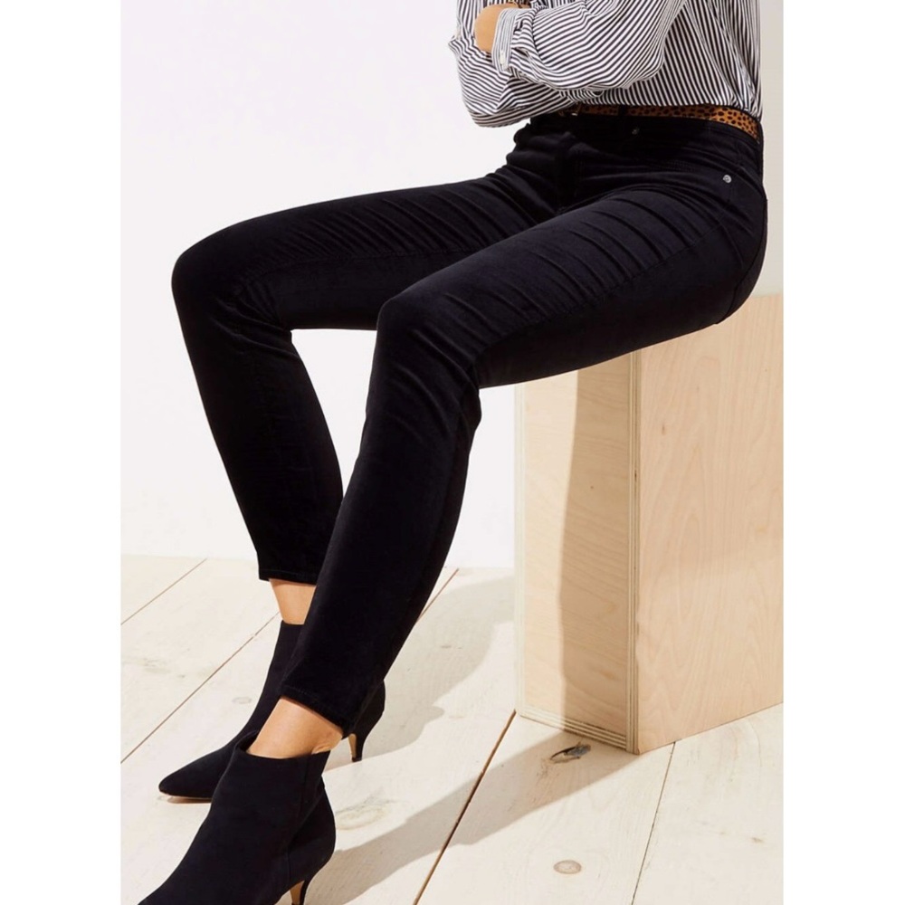 LOFT Black Velvet Skinny Pant Jeans | Size 6/28